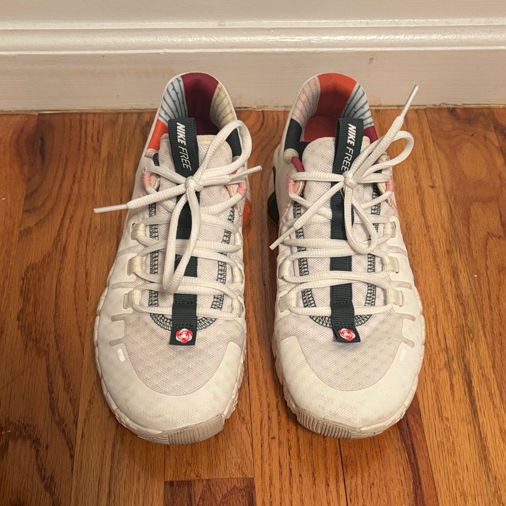 Nike Free Metcon 5 Women's Training Shoes - white/Green/Pink/Maroon colorway